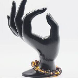 Elegant Amber Beaded Bracelet